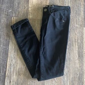 BUY 2 GET 1 FREE so jeans